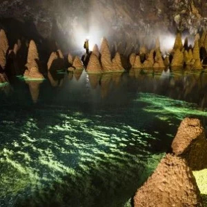 Phong Nha: Nuoc Nut Cave Discovery