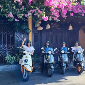 Haft Day Hanoi Vespa City Tour – Hidden Backstreets & Train Street